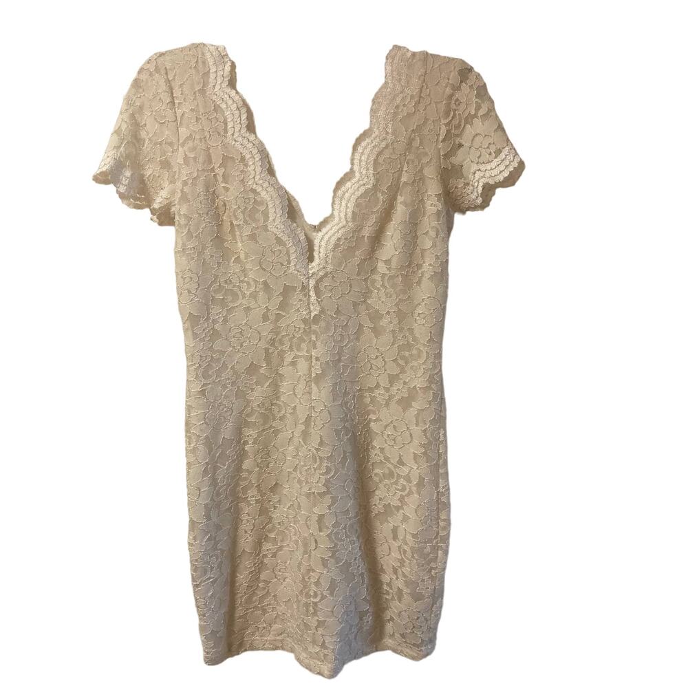 Kimchi Blue White Lace V-neck Short Dress Sz L